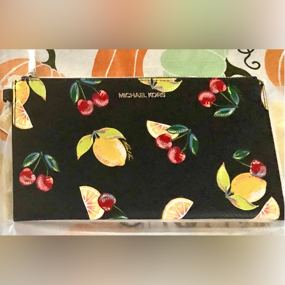 Michael Kors Wristlet